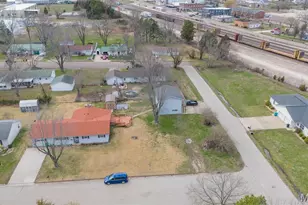 402 Locust St, Cuba, MO 65453 - Photo 67