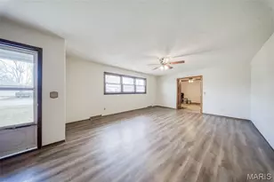 402 Locust St, Cuba, MO 65453 - Photo 9