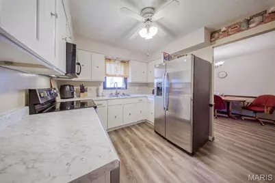 402 Locust Street, Cuba, MO 65453 - Photo 17