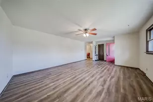 402 Locust St, Cuba, MO 65453 - Photo 5