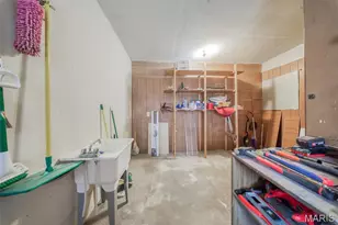 402 Locust St, Cuba, MO 65453 - Photo 31