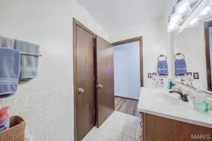 402 Locust St, Cuba, MO 65453 - Photo 29