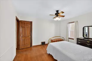 10327 Eaglewood Ave, Overland, MO 63114 - Photo 17