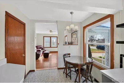 10327 Eaglewood Avenue, Overland, MO 63114 - Photo 7