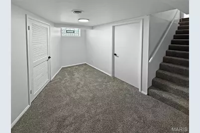 3755 Park Crest Drive, Saint Louis, MO 63125 - Photo 13