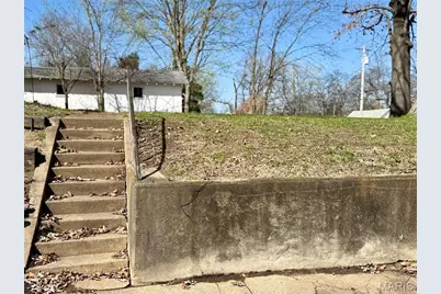 645 N 9th Street, Poplar Bluff, MO 63901 - Photo 5