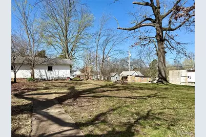 645 N 9th Street, Poplar Bluff, MO 63901 - Photo 7