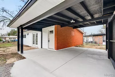 8406 January Avenue, Berkeley, MO 63134 - Photo 5