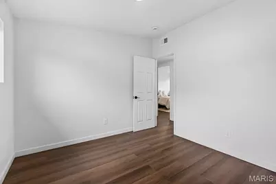 8406 January Avenue, Berkeley, MO 63134 - Photo 23