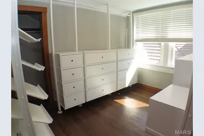 5323 Bischoff Avenue, Saint Louis, MO 63110 - Photo 9