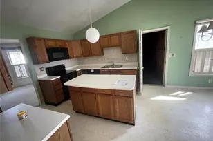 12 Scarlet Oak Ct, Lake Saint Louis, MO 63367 - Photo 7