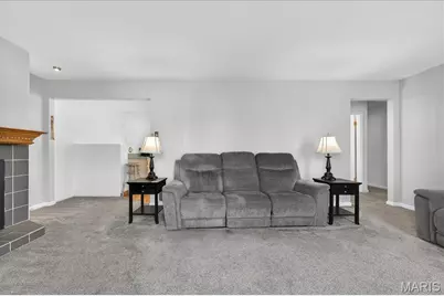 116 Graham Road, Florissant, MO 63031 - Photo 5