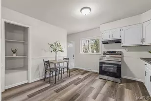 10512 Count Dr, Hazelwood, MO 63136 - Photo 3