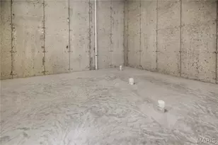 614 T-Box Dr, Saint Clair, MO 63077 - Photo 25