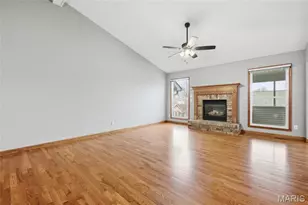 4 McKinley Pointe Ct, Saint Charles, MO 63301 - Photo 9