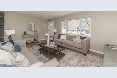 27 Lennox Terrace, Maryland Heights, MO 63043 - Photo 3