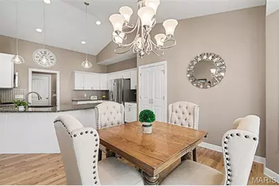 1105 Winter Lake Drive, Fenton, MO 63026 - Photo 9