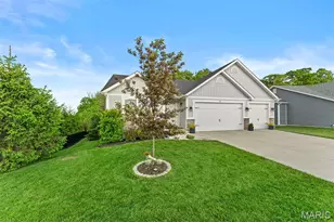415 Knothole Ln, Wentzville, MO 63385 - Photo 3