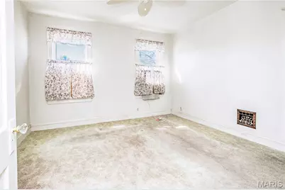 5418 Milentz Avenue, Saint Louis, MO 63109 - Photo 23