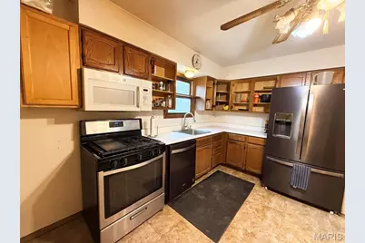4118 E Donaldson Drive, Saint Louis, MO 63129 - Photo 9