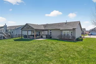 401 Shady River Dr, Saint Paul, MO 63366 - Photo 47