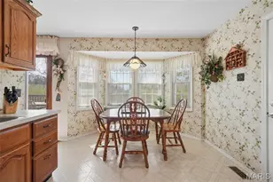 5776 Karamar Dr, Unincorporated, MO 63128 - Photo 15