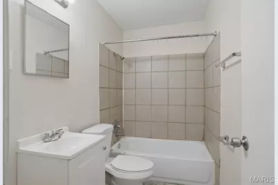 449 S Dade Avenue, Saint Louis, MO 63135 - Photo 21