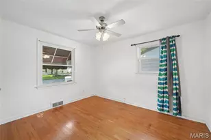705 S Lafayette St, Florissant, MO 63031 - Photo 15