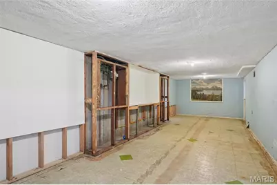 705 S Lafayette Street, Florissant, MO 63031 - Photo 23