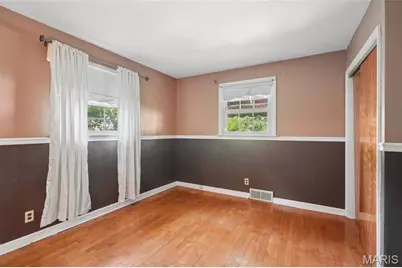 705 S Lafayette Street, Florissant, MO 63031 - Photo 13