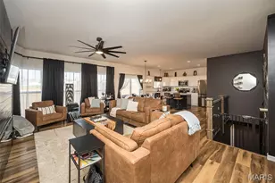 619 Schapers Ct, Moscow Mills, MO 63362 - Photo 7