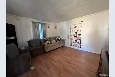 9060 Patrick Drive, Saint John, MO 63114 - Photo 3