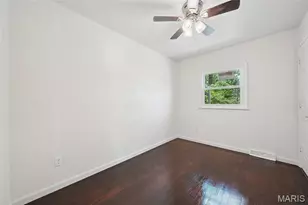 6709 Village Square Dr, Hazelwood, MO 63042 - Photo 15