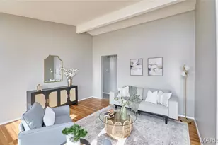 1635 Canter Dr, Florissant, MO 63033 - Photo 3