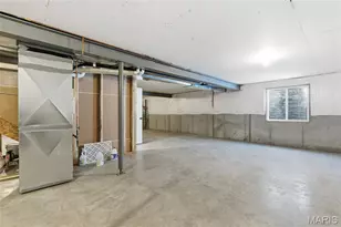 2 Spinney Bough Ct, Wentzville, MO 63385 - Photo 33