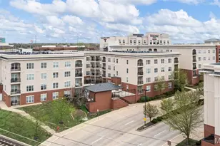 1251 Strassner Dr, Brentwood, MO 63144 - Photo 1