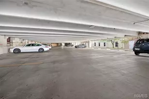 1251 Strassner Dr, Brentwood, MO 63144 - Photo 39