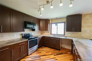 446 Oak Hill Dr, Lake Saint Louis, MO 63367 - Photo 7