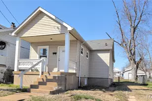 137 W Arlee Ave, Saint Louis, MO 63125 - Photo 1