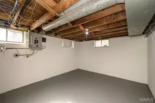 10217 Cabot Dr, Saint Louis, MO 63137 - Photo 27