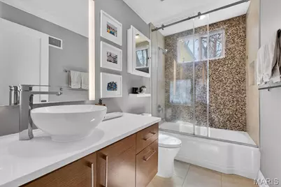 303 Corona Court, Saint Louis, MO 63119 - Photo 17