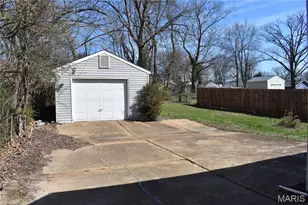 2324 Huntington Ave, Saint Louis, MO 63114 - Photo 3