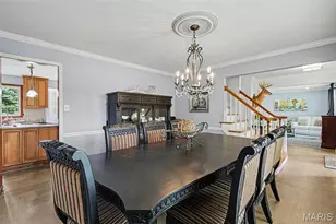 4717 Southridge Park Ct, Oakville, MO 63129 - Photo 9