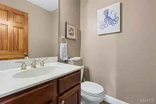 4717 Southridge Park Ct, Oakville, MO 63129 - Photo 13
