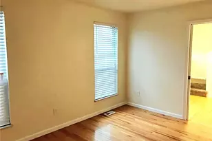 2049 Kentmore Ln, Chesterfield, MO 63017 - Photo 11