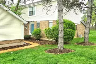 2049 Kentmore Ln, Chesterfield, MO 63017 - Photo 1