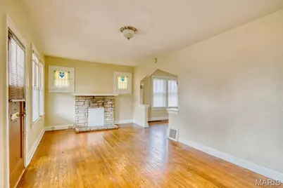 217 Emerling Drive, Normandy, MO 63121 - Photo 3