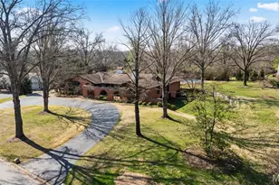 31 Bellerive Country Club Grounds, Town and Country, MO 63141 - Photo 29