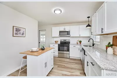 2141 Rountree Drive, Saint Louis, MO 63136 - Photo 5