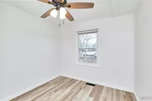 2141 Rountree Dr, Saint Louis, MO 63136 - Photo 11